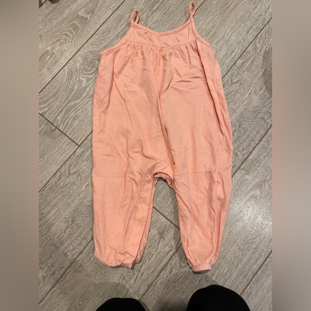 Peach tank top jumpsuit old navy 12-18 m